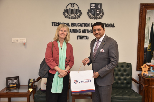 Muslim Hands partnership with 2Succeed